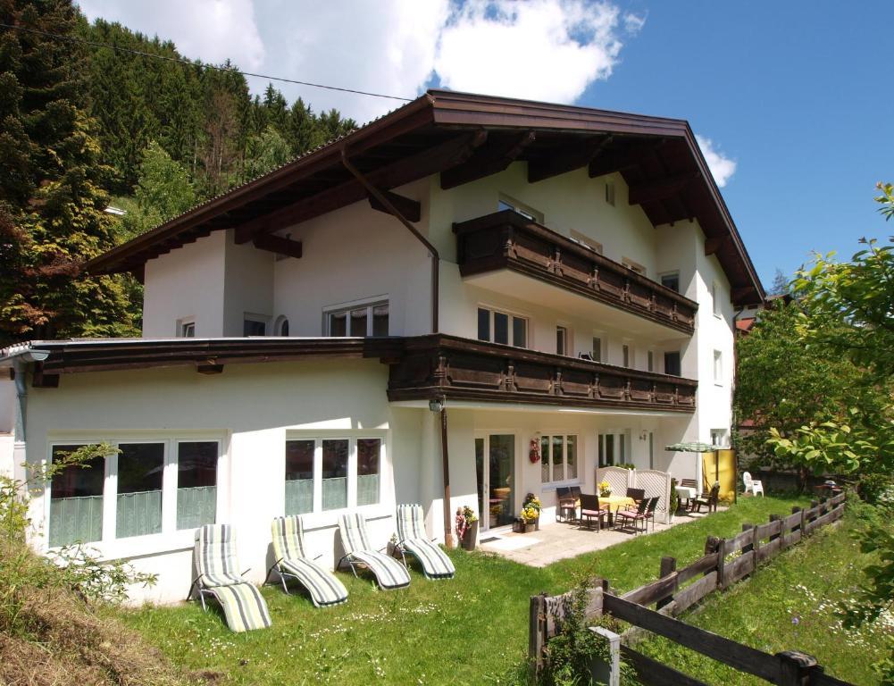 Apartment Mondial *
